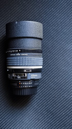 Nikon nikkor 105mm f 2d - af,