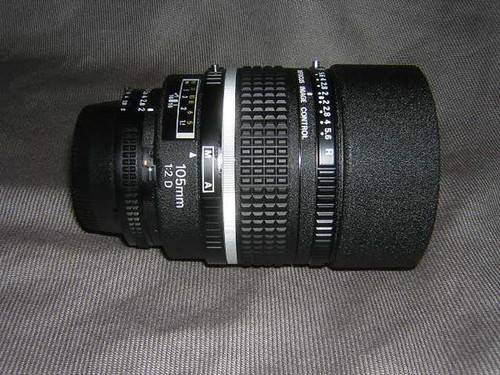 Nikon nikkor 105mm f - nikkor,